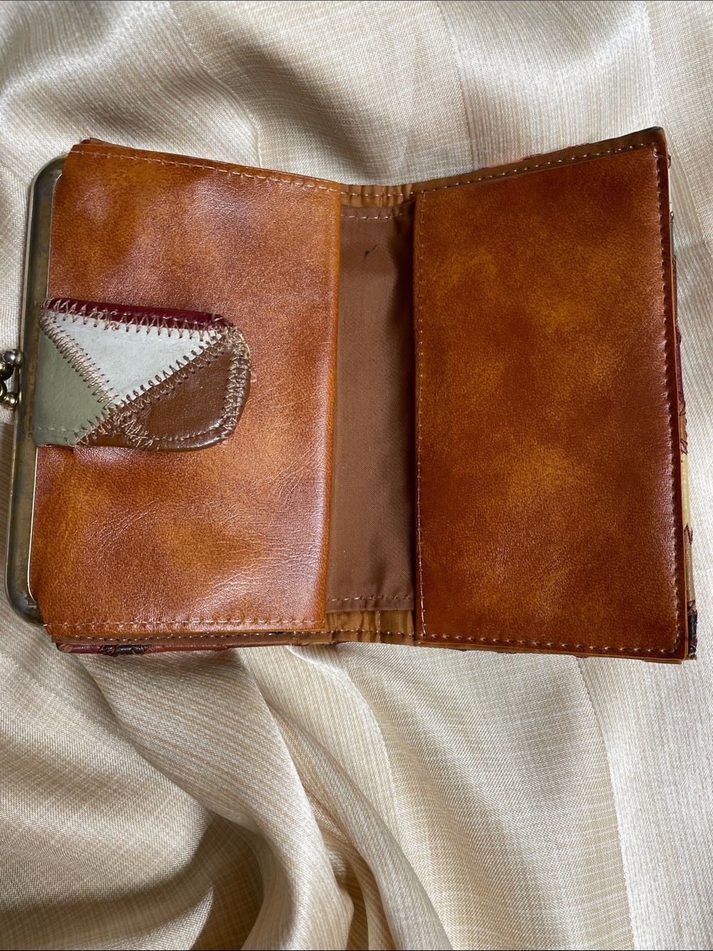 Roger Gimbel Patchwork Leather Ladies Wallet in Multicolor - Picture 3 of 7